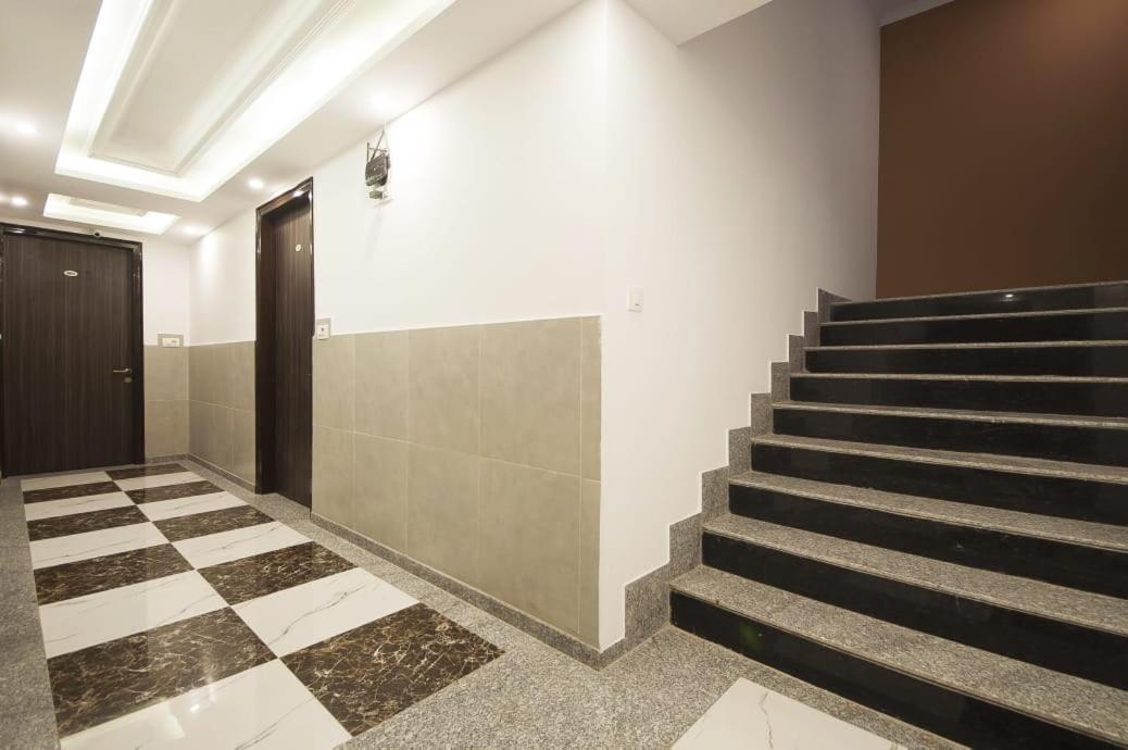 Hotel Almora Near Delhi Airport Új-Delhi Kültér fotó