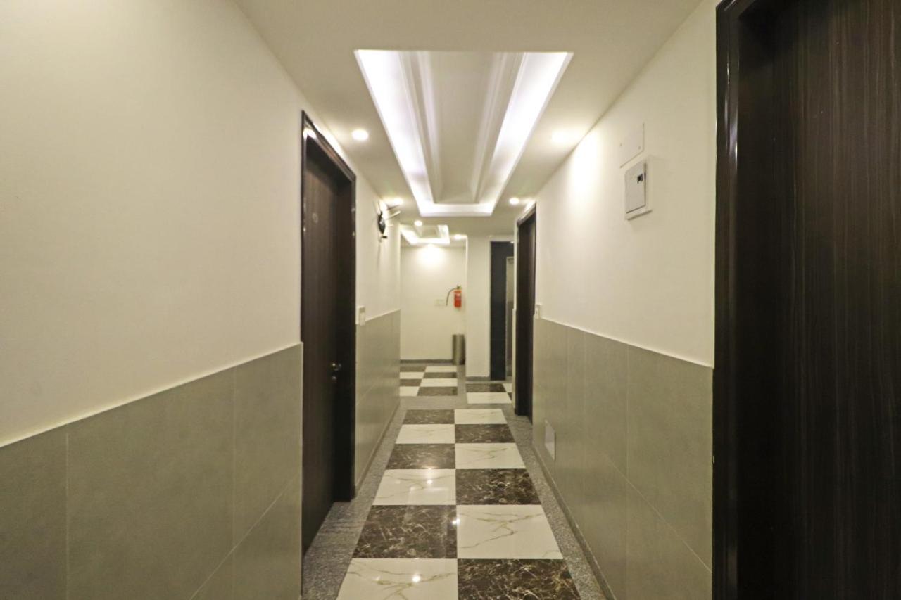 Hotel Almora Near Delhi Airport Új-Delhi Kültér fotó