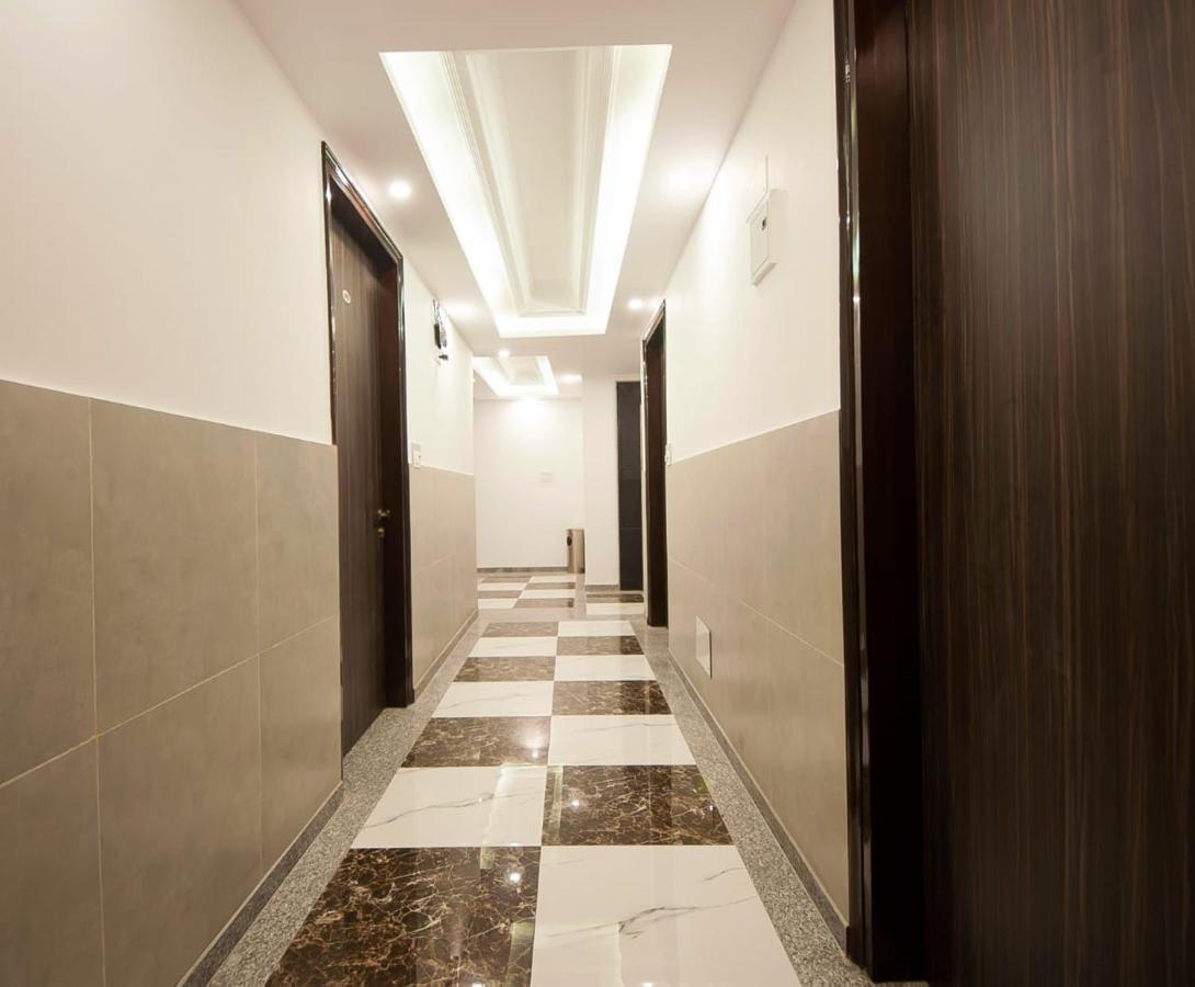 Hotel Almora Near Delhi Airport Új-Delhi Kültér fotó