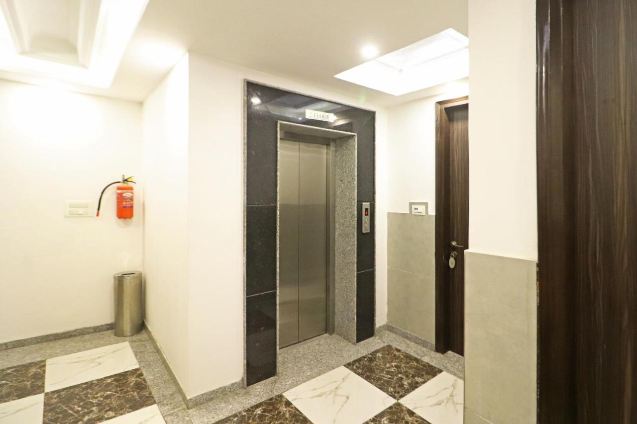 Hotel Almora Near Delhi Airport Új-Delhi Kültér fotó
