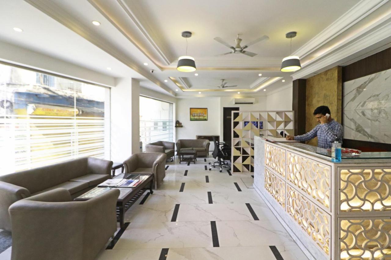 Hotel Almora Near Delhi Airport Új-Delhi Kültér fotó